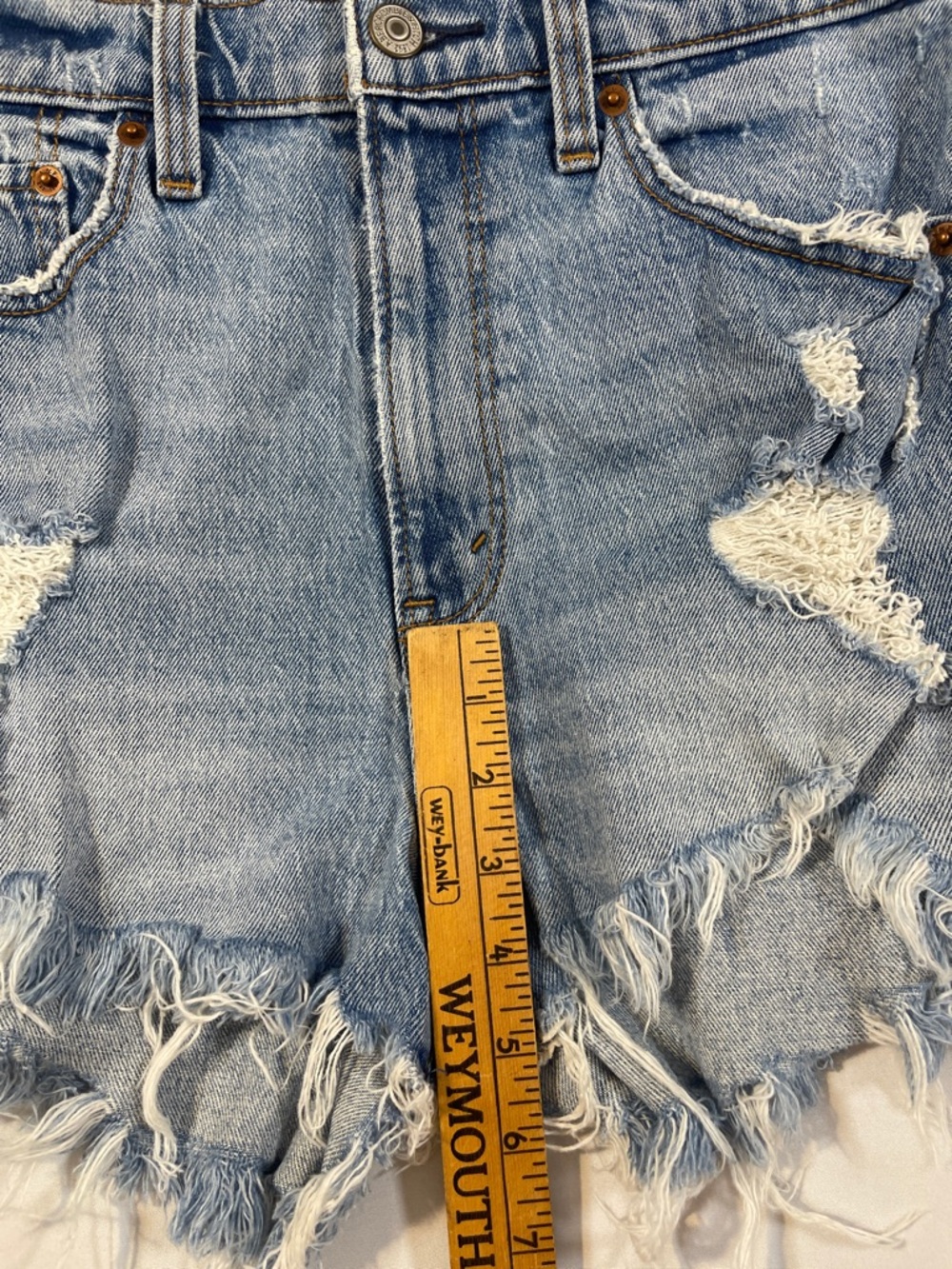 Abercrombie & Fitch High Rise Mom Short Size 28/US6 - Picture 7 of 7
